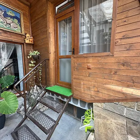 Niki House 3*