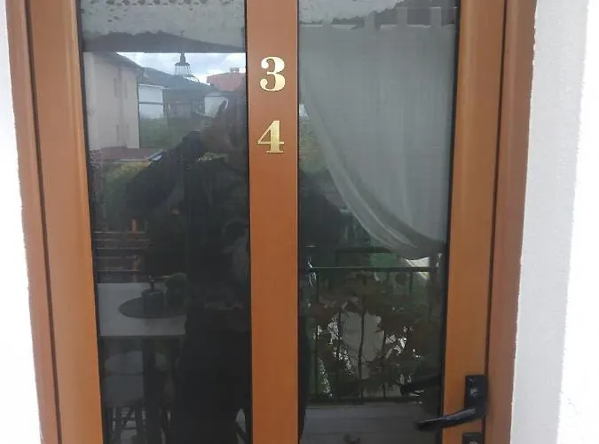 Niki House 招待所