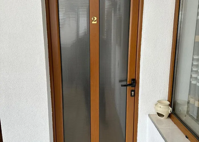 Niki House 班斯科