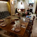 Niki House Гостьовий будинок