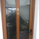 Niki House Гостьовий будинок