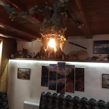 Niki House Гостьовий будинок